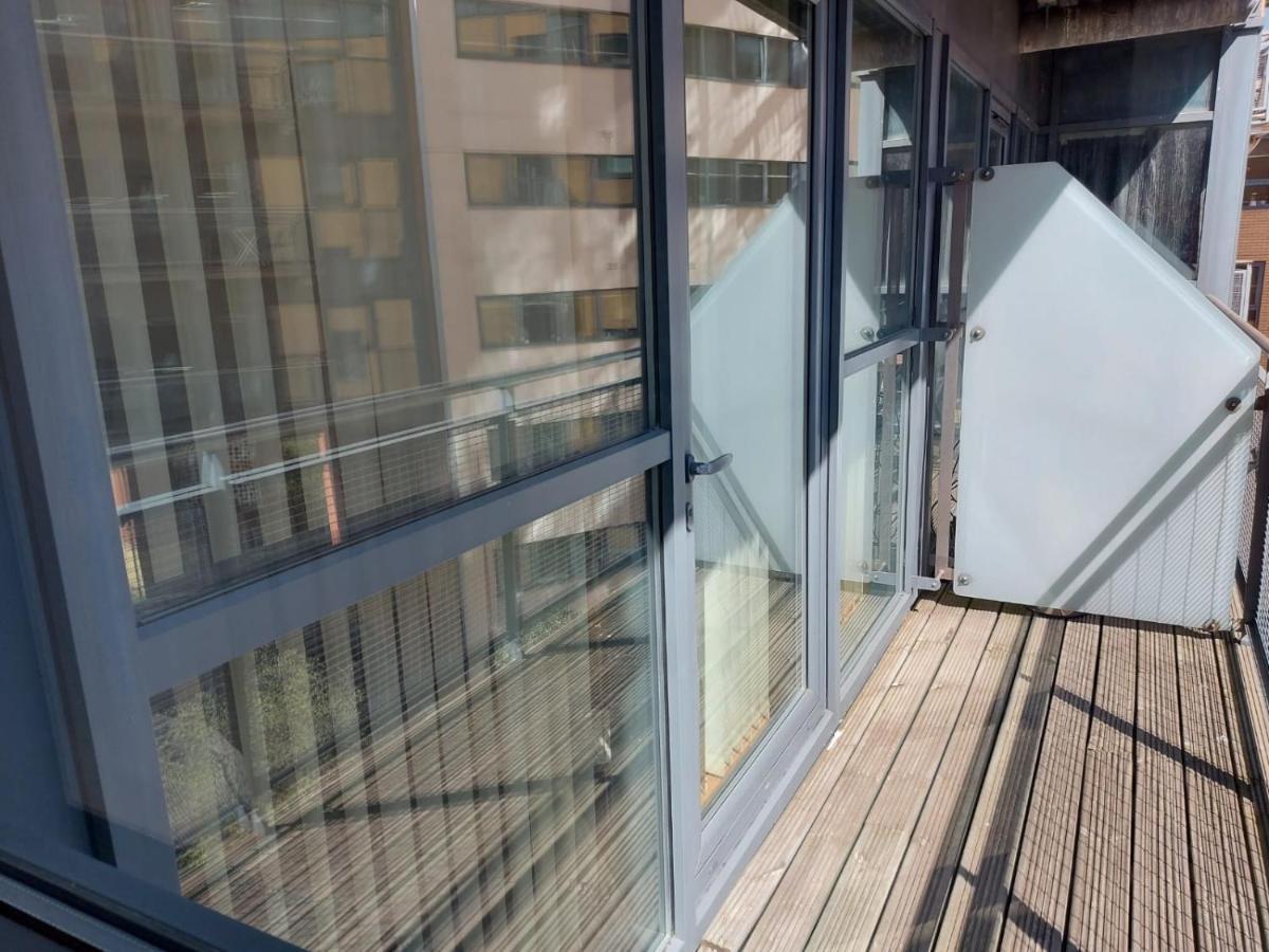 City 2 Bed, 2 Bath, Free Parking & Wifi Шеффілд Екстер'єр фото